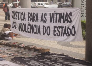 Protesto de mães e familiares de vítimas do Estado no MP