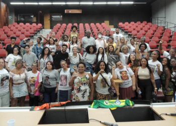 RAAVE realiza apresentação pública na UERJ