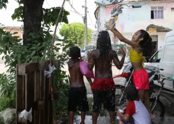 Rio bate recorde de temperatura, e a sensação térmica chega a 62,3 graus